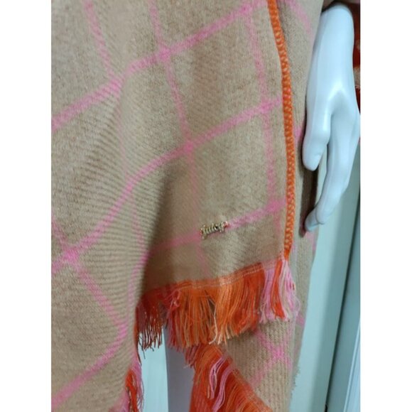 NWT Juicy Couture Reversible Fringe Hem Plaid Ruana Poncho Beige Tan Women's OS - Picture 8 of 16
